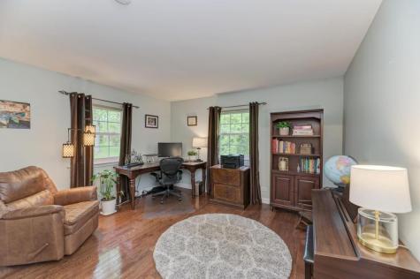 10S607 Glenn Drive Burr Ridge IL 60527