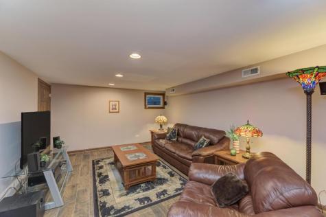 10S607 Glenn Drive Burr Ridge IL 60527