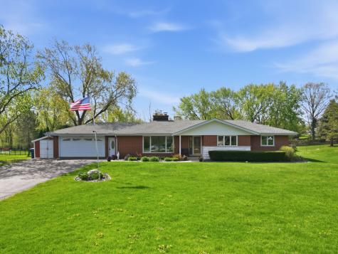13 Wild Cherry Lane Palos Park IL 60464