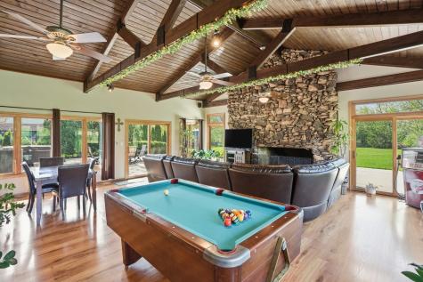 13 Wild Cherry Lane Palos Park IL 60464