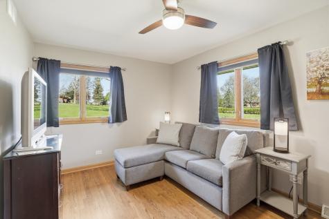13 Wild Cherry Lane Palos Park IL 60464
