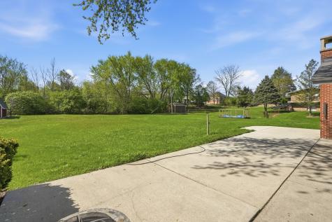 13 Wild Cherry Lane Palos Park IL 60464