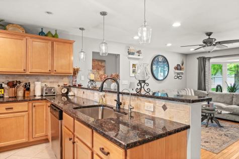 1515 Jewel Avenue St. Charles IL 60174