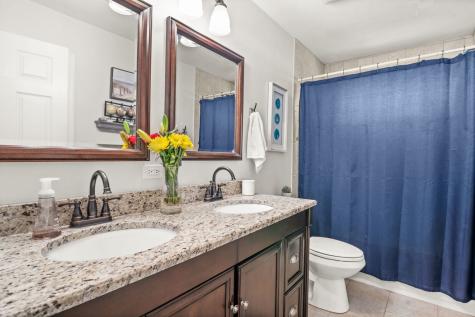 1515 Jewel Avenue St. Charles IL 60174