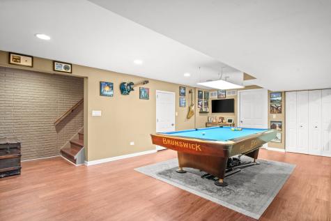 1515 Jewel Avenue St. Charles IL 60174