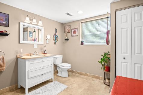 1515 Jewel Avenue St. Charles IL 60174
