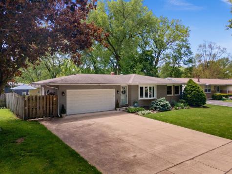 1515 Jewel Avenue St. Charles IL 60174