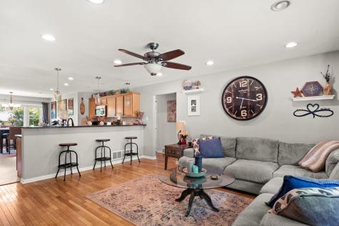 1515 Jewel Avenue St. Charles IL 60174