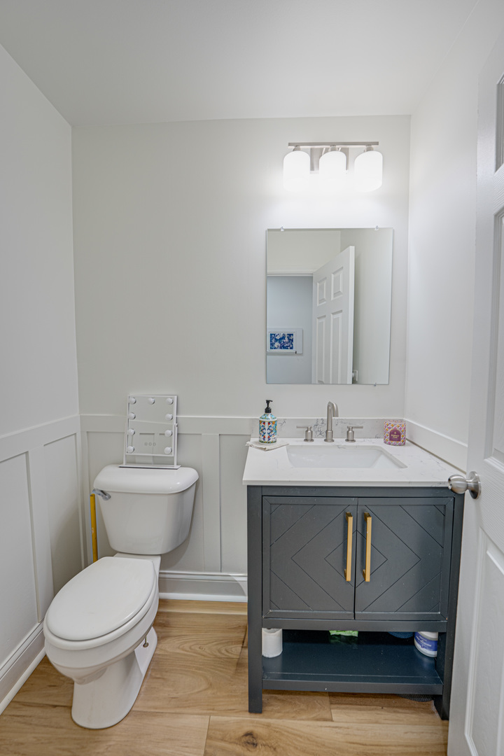 4433 Normandy Drive Lisle IL 60532