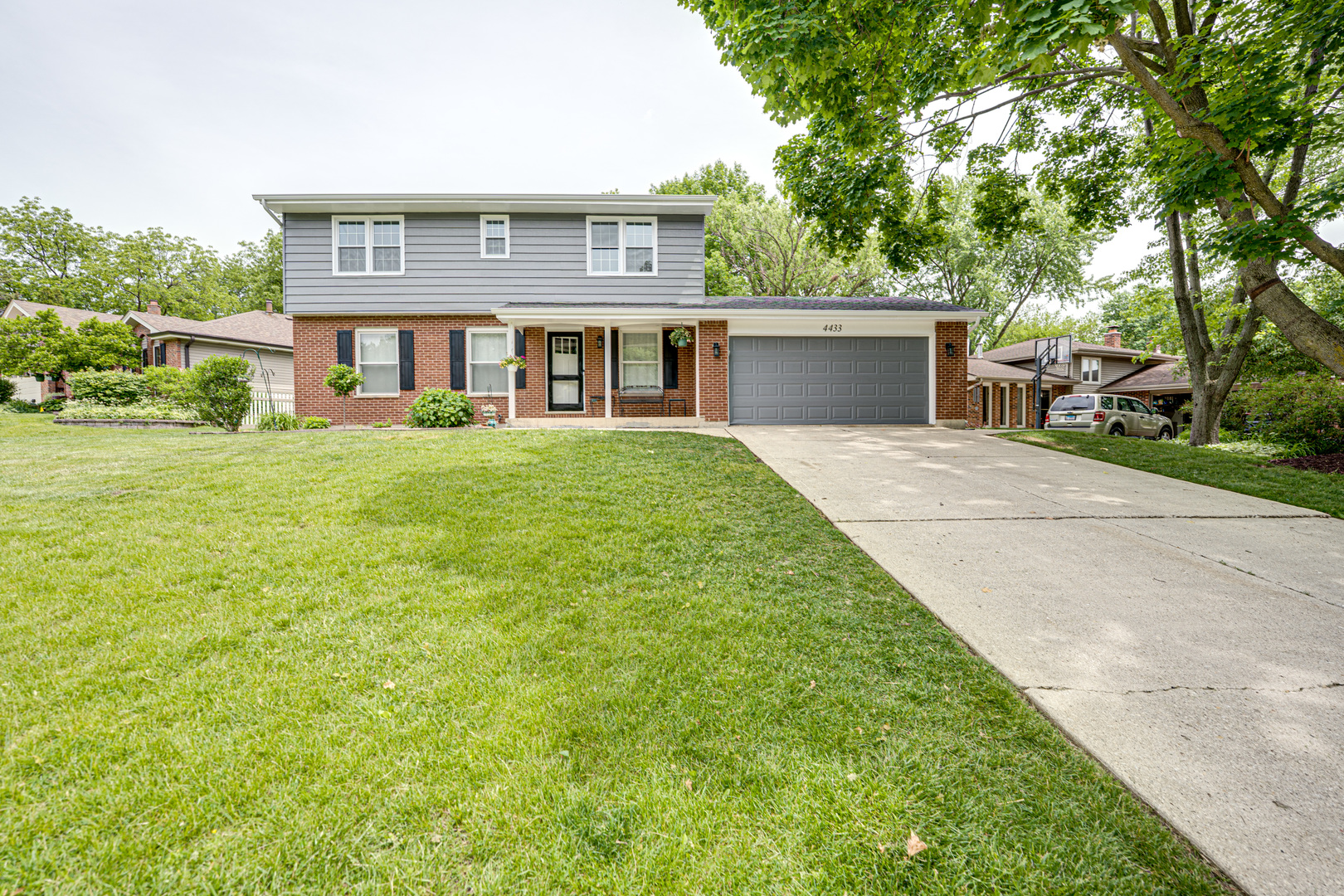 4433 Normandy Drive Lisle IL 60532