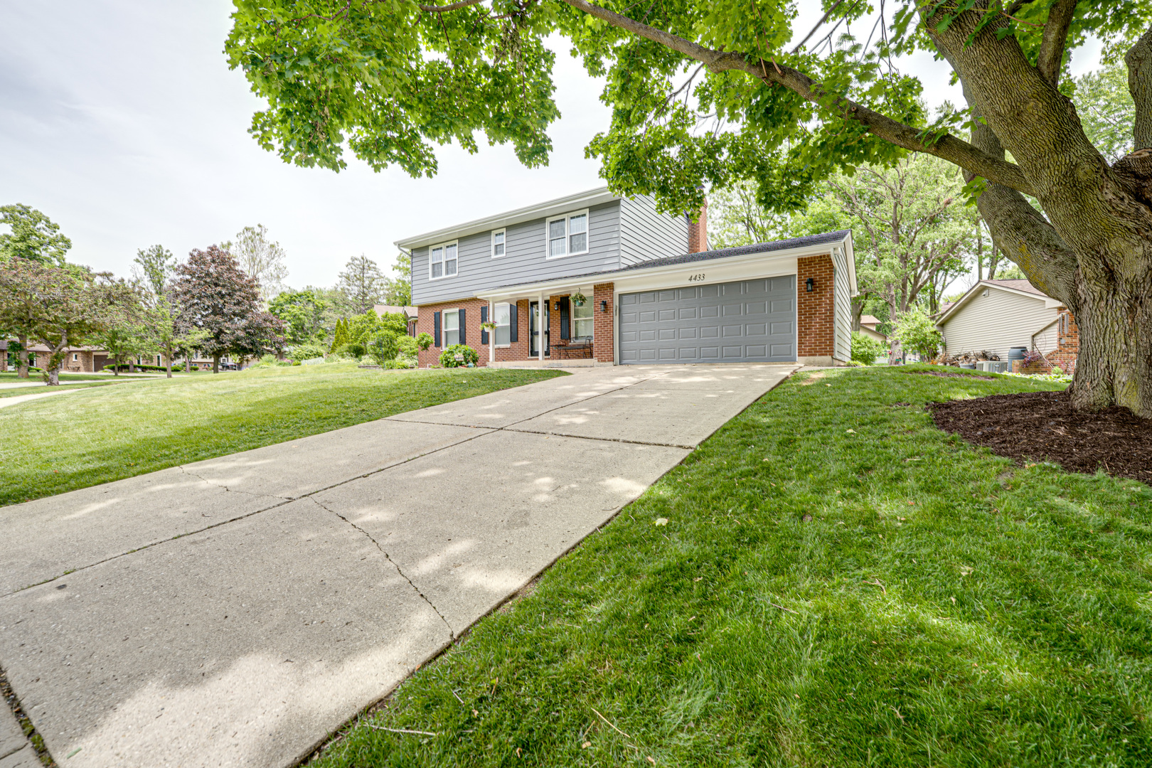 4433 Normandy Drive Lisle IL 60532