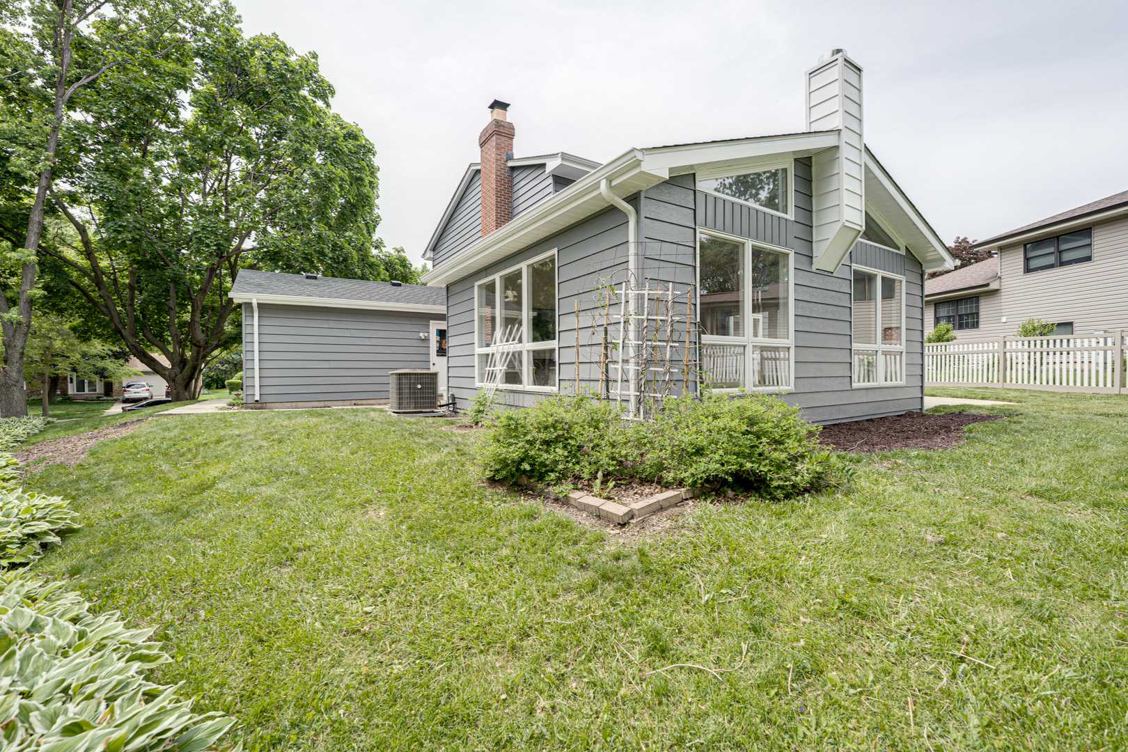 4433 Normandy Drive Lisle IL 60532