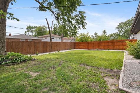 515 East 168th Place South Holland IL 60473