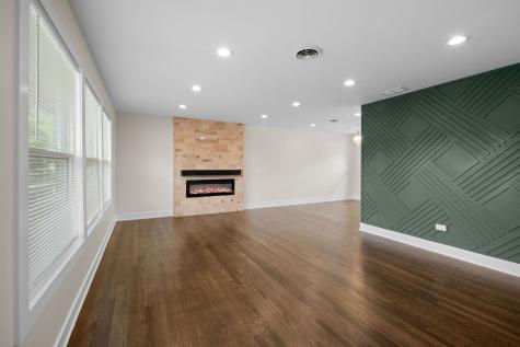 515 East 168th Place South Holland IL 60473