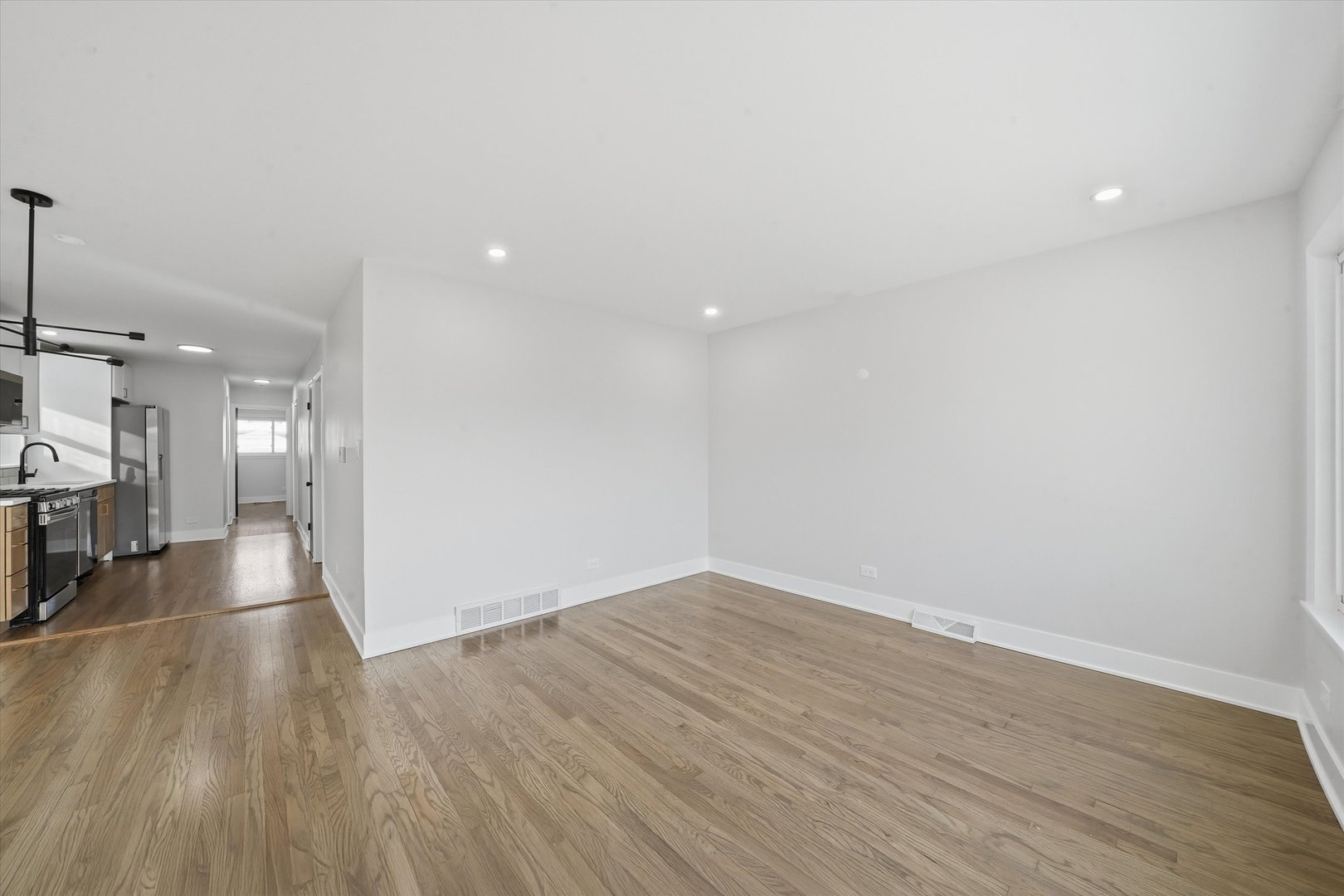 3415 North Kenton Avenue Chicago IL 60641