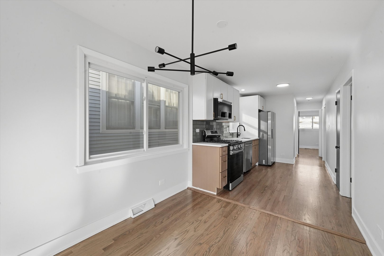 3415 North Kenton Avenue Chicago IL 60641