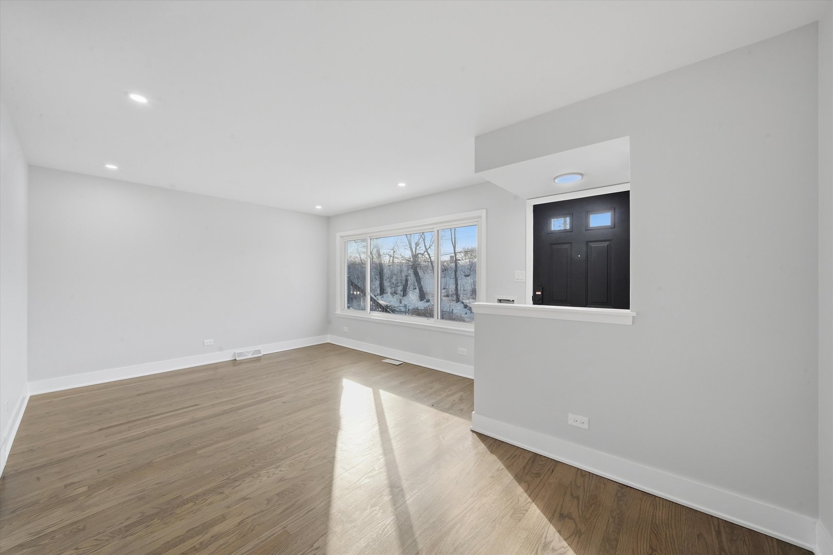 3415 North Kenton Avenue Chicago IL 60641