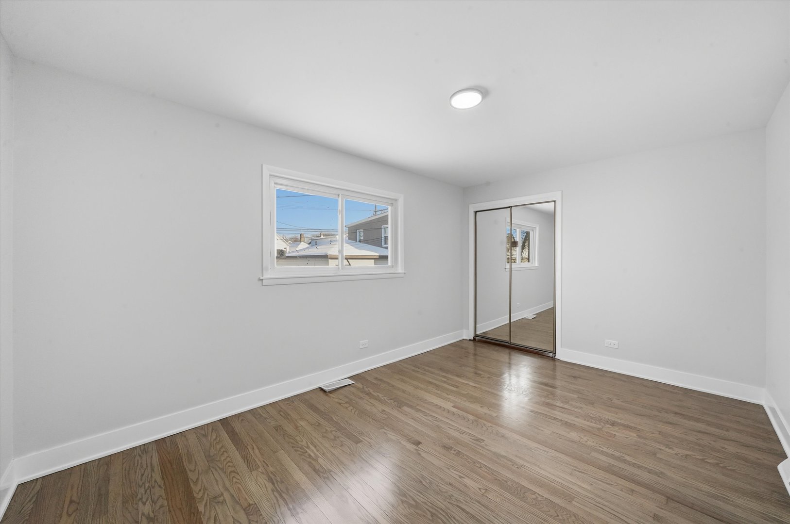 3415 North Kenton Avenue Chicago IL 60641