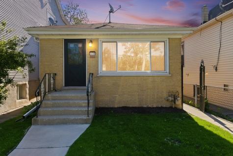 3415 North Kenton Avenue Chicago IL 60641