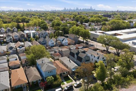 3415 North Kenton Avenue Chicago IL 60641