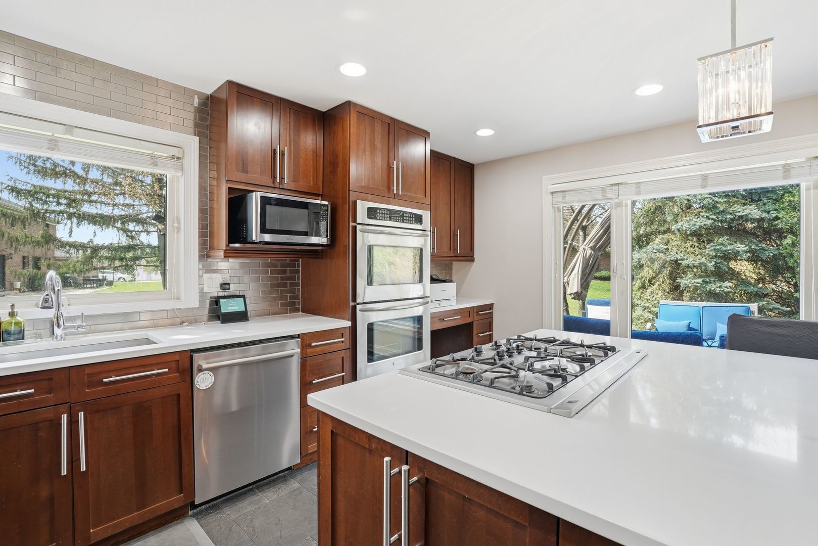 75 Regent Drive Oak Brook IL 60523