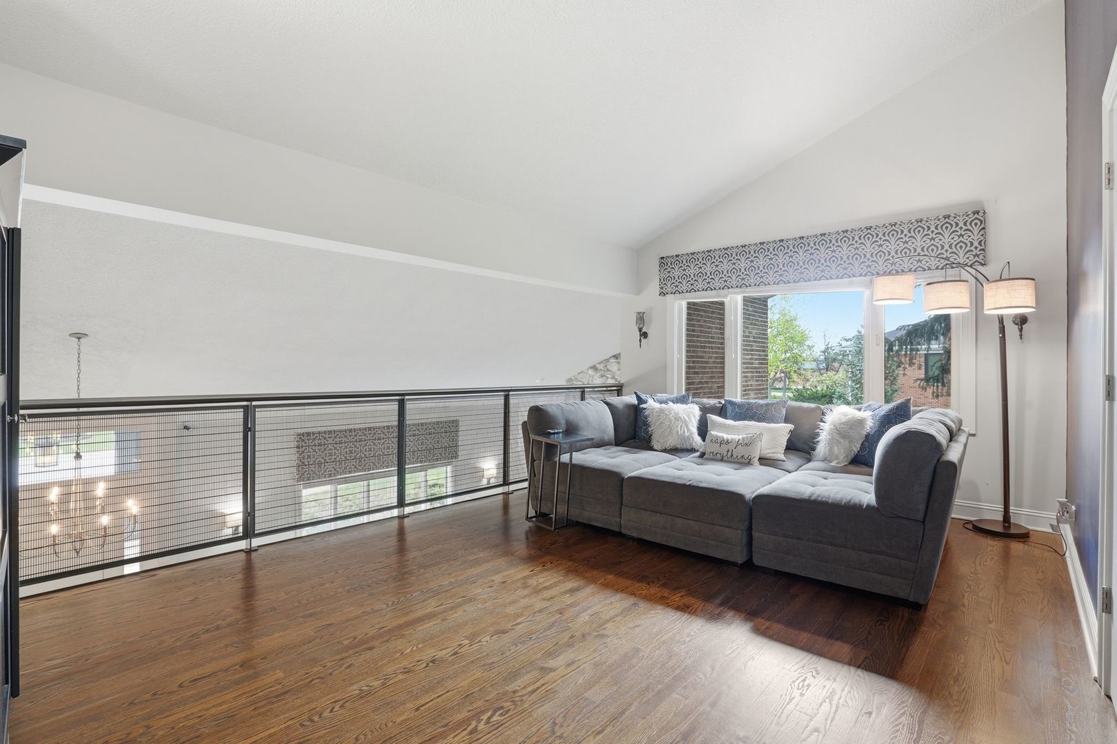 75 Regent Drive Oak Brook IL 60523