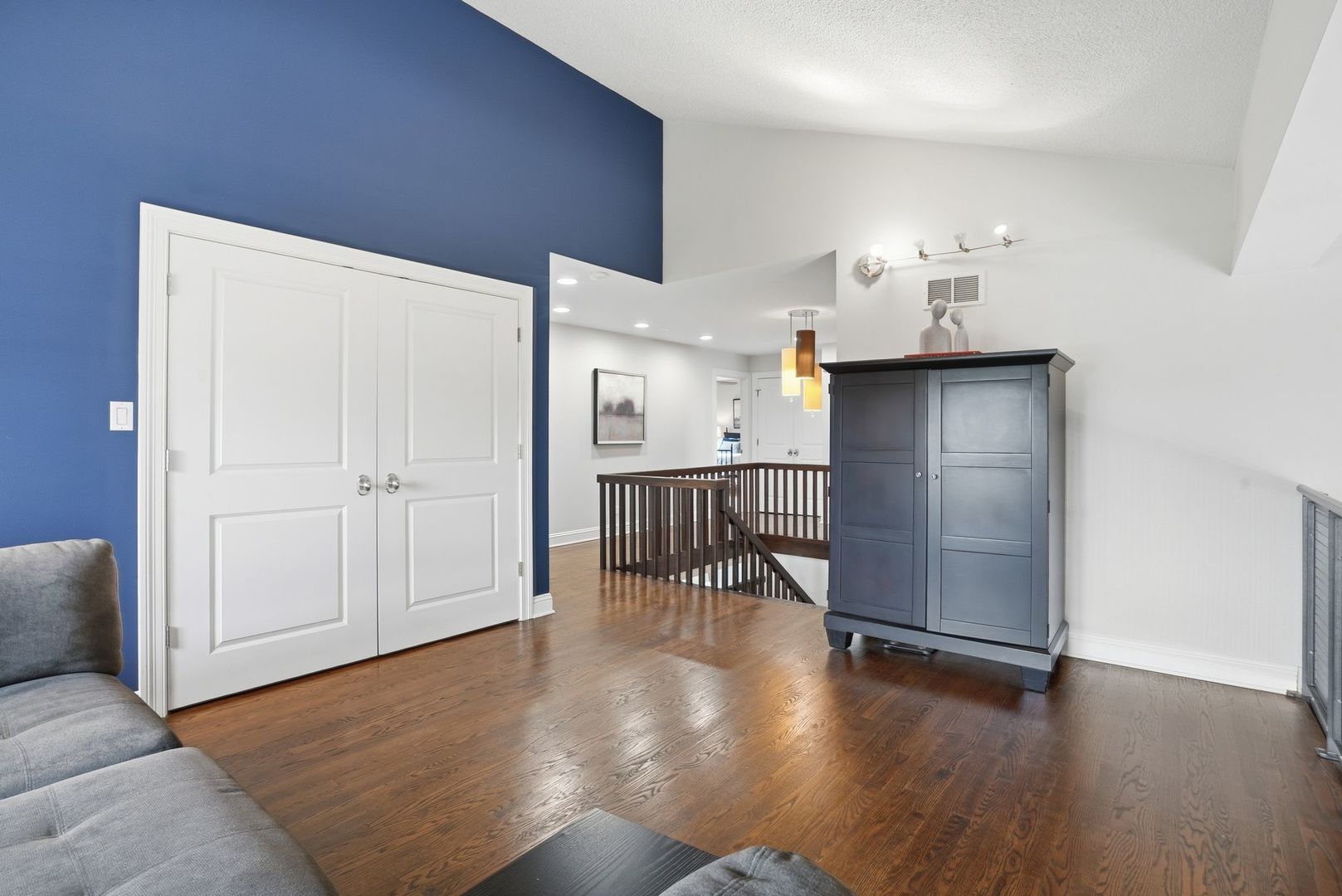 75 Regent Drive Oak Brook IL 60523