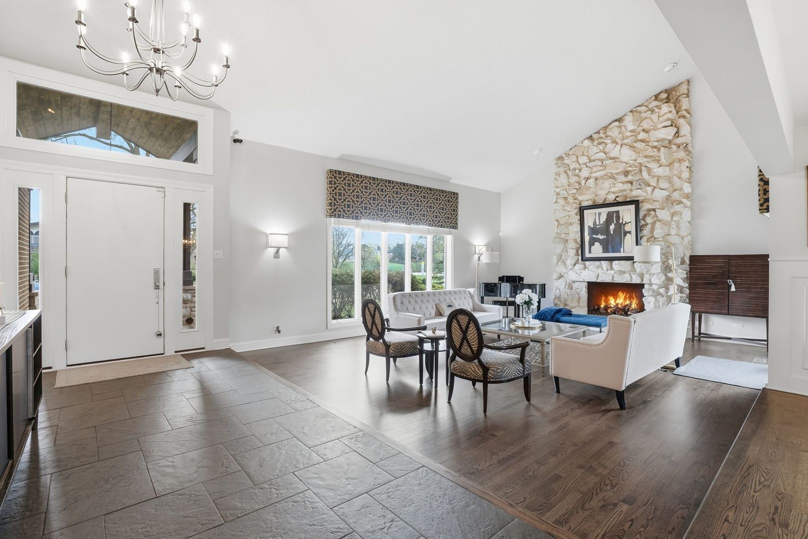 75 Regent Drive Oak Brook IL 60523