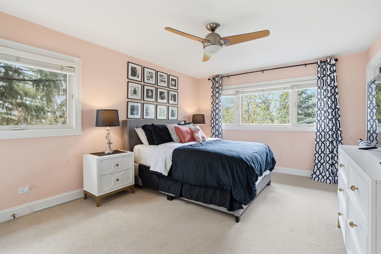 75 Regent Drive Oak Brook IL 60523