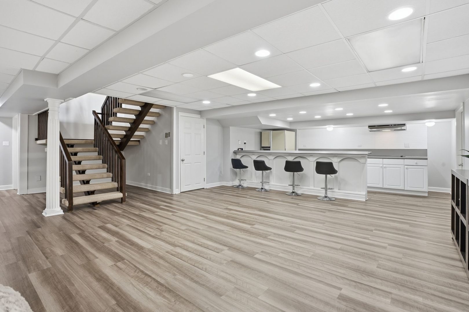 75 Regent Drive Oak Brook IL 60523
