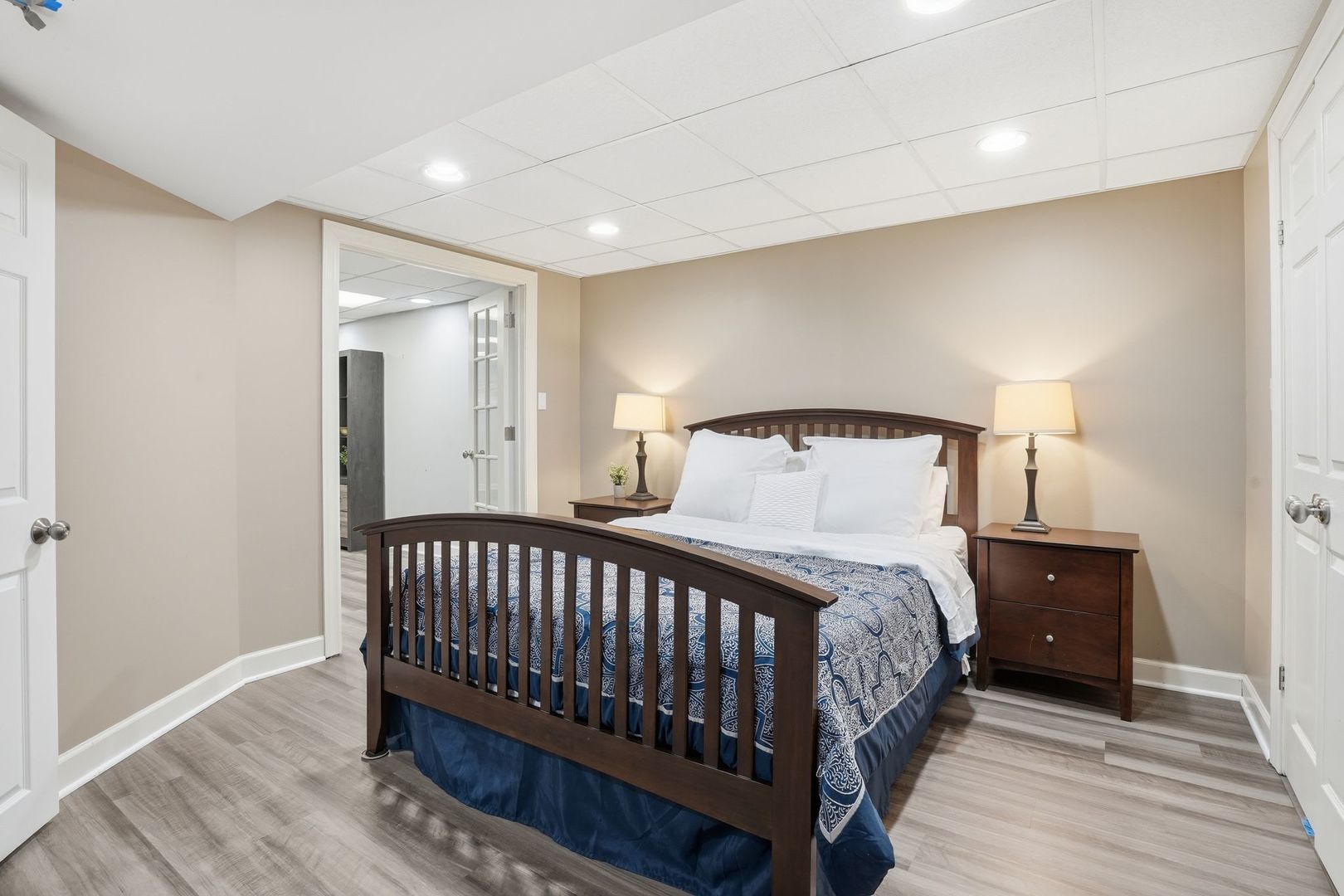 75 Regent Drive Oak Brook IL 60523