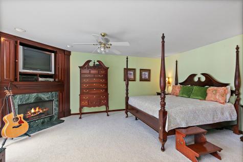 1606 Gregden Shores Drive Sterling IL 61081