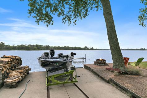 1606 Gregden Shores Drive Sterling IL 61081