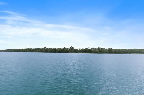 1606 Gregden Shores Drive Sterling IL 61081
