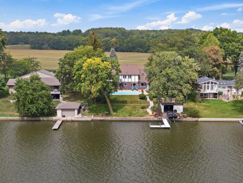1606 Gregden Shores Drive Sterling IL 61081