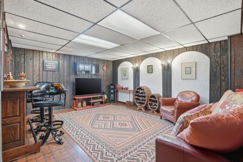 1308 East Thayer Street Mount Prospect IL 60056