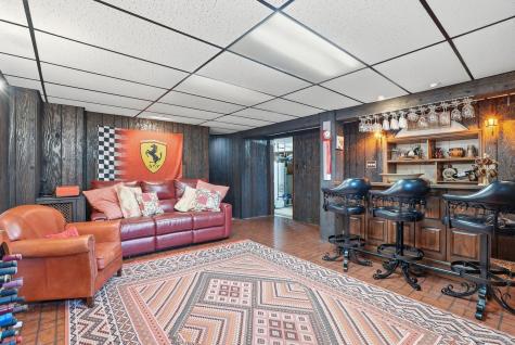 1308 East Thayer Street Mount Prospect IL 60056