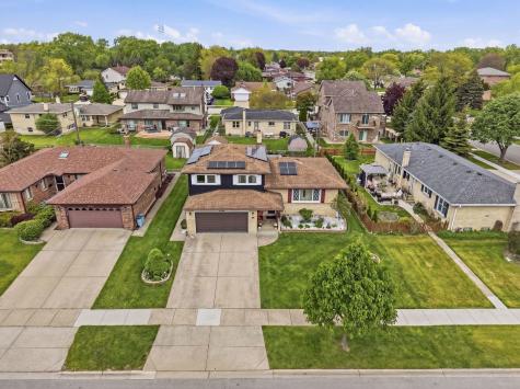 1308 East Thayer Street Mount Prospect IL 60056