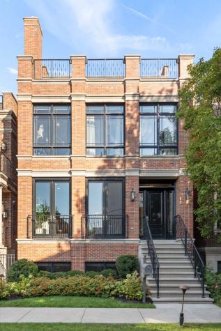 1634 West Surf Street Chicago IL 60657