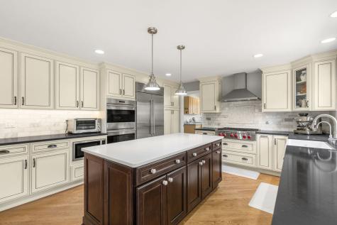 119 Saddle Brook Drive Oak Brook IL 60523