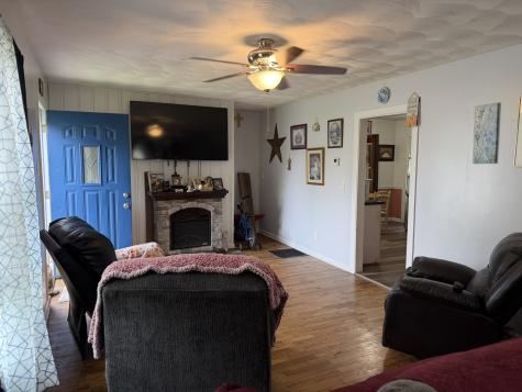 219 East Williams Street Salem IL 62881