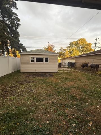 12549 South Laflin Street Calumet Park IL 60827