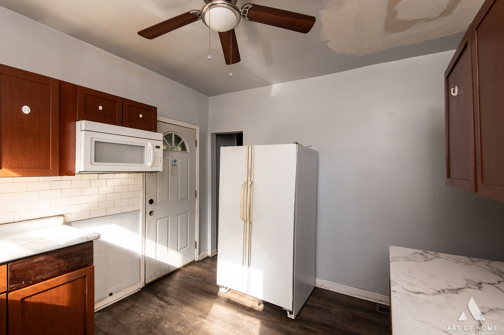 8136 South Manistee Avenue Chicago IL 60617