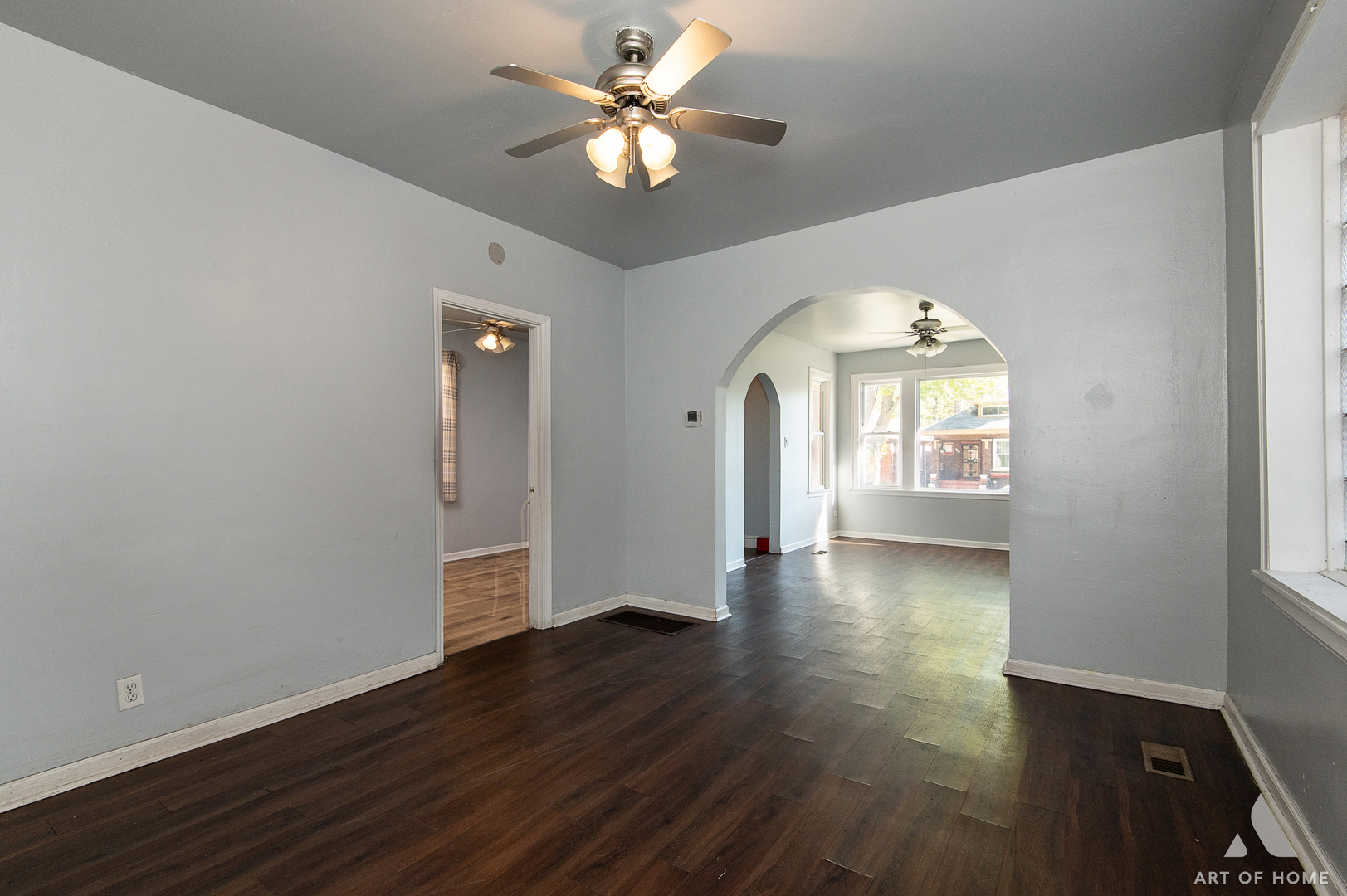 8136 South Manistee Avenue Chicago IL 60617