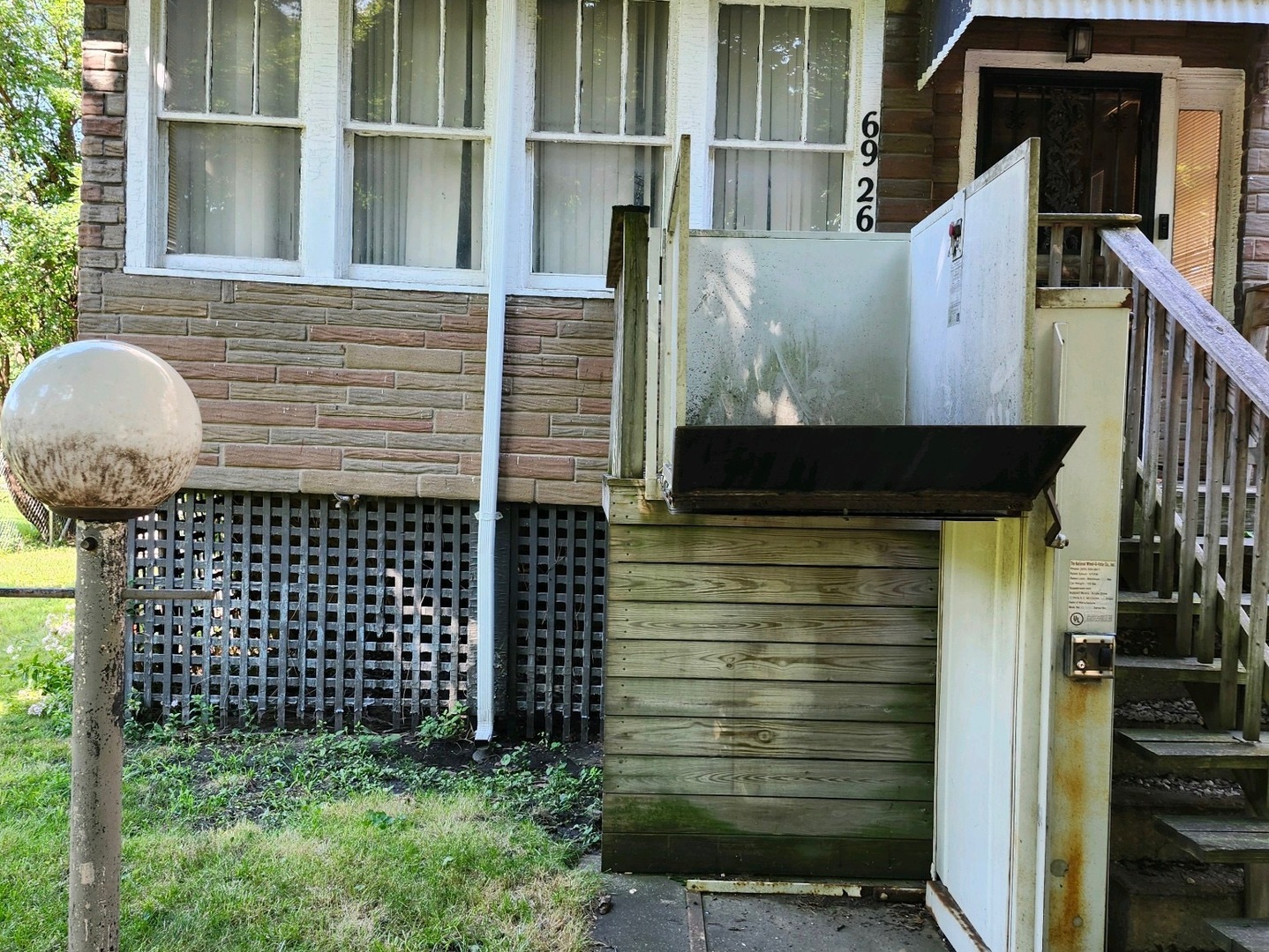 6926 South Vernon Avenue Chicago IL 60637