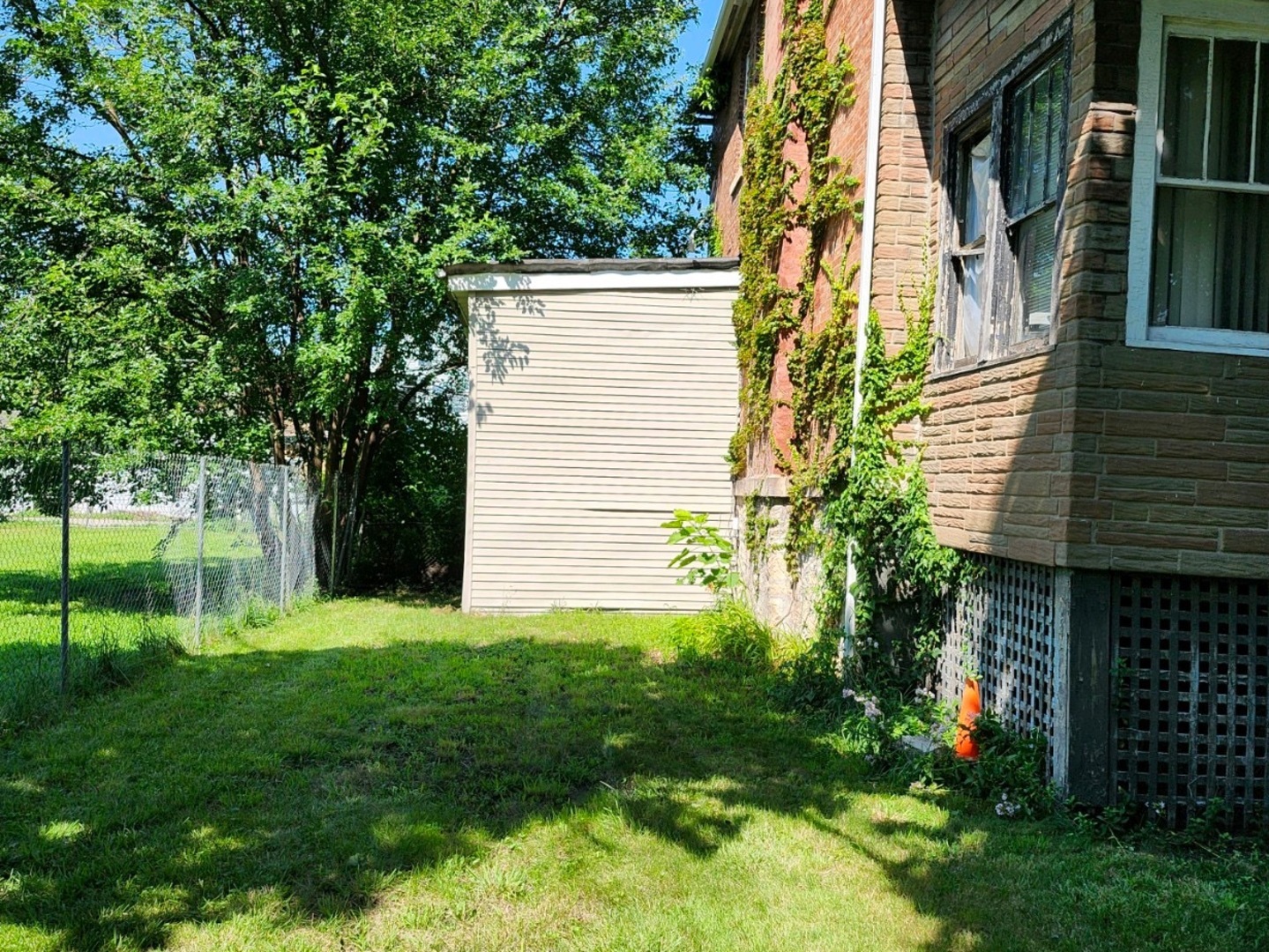 6926 South Vernon Avenue Chicago IL 60637