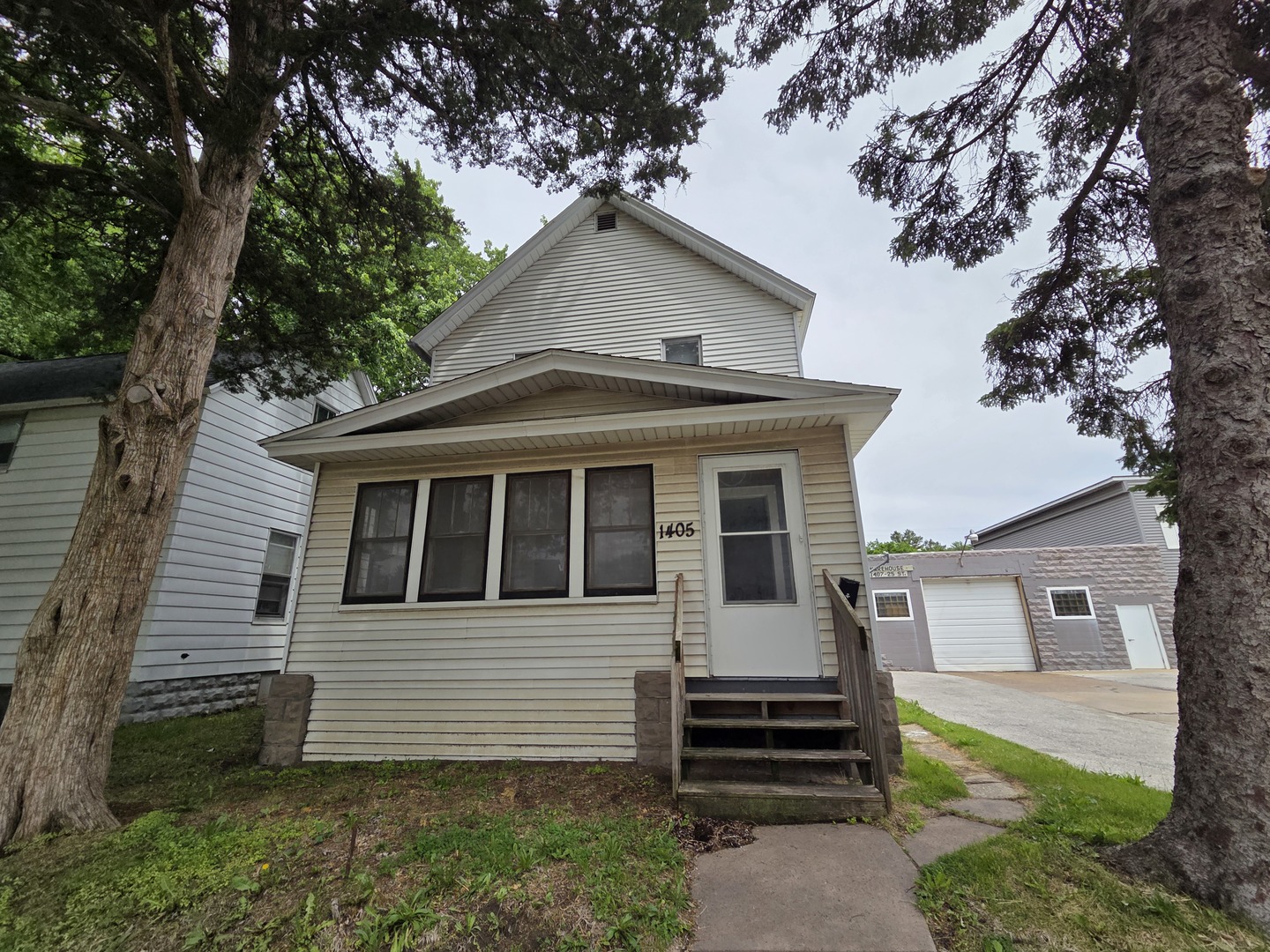1405 25TH Street Rock Island IL 61201