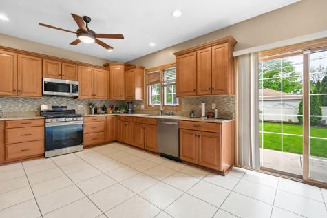 7920 South Lorel Avenue Burbank IL 60459
