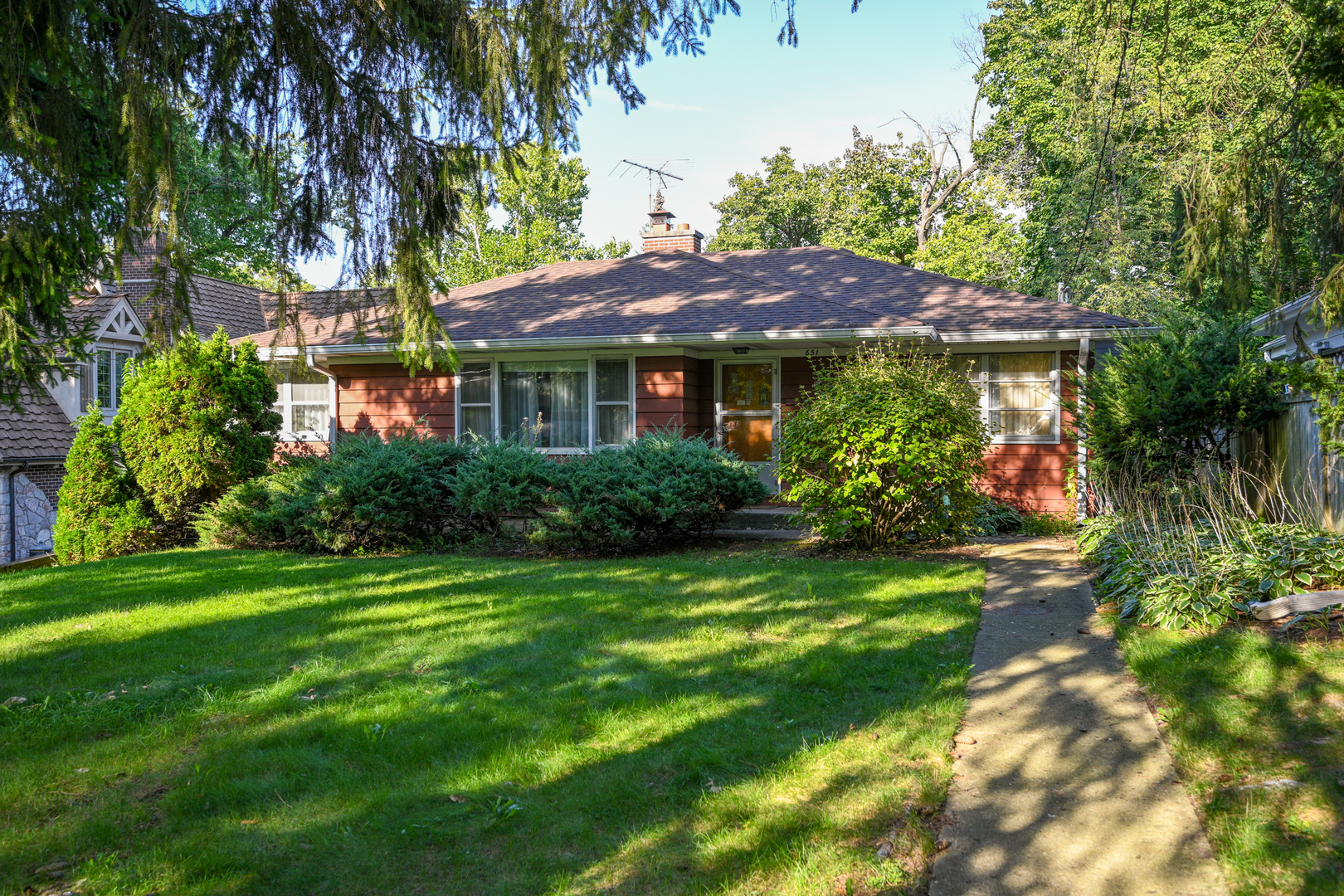 651 Riford Road Glen Ellyn IL 60137