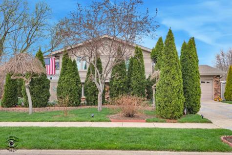 856 Quail Drive Bradley IL 60915